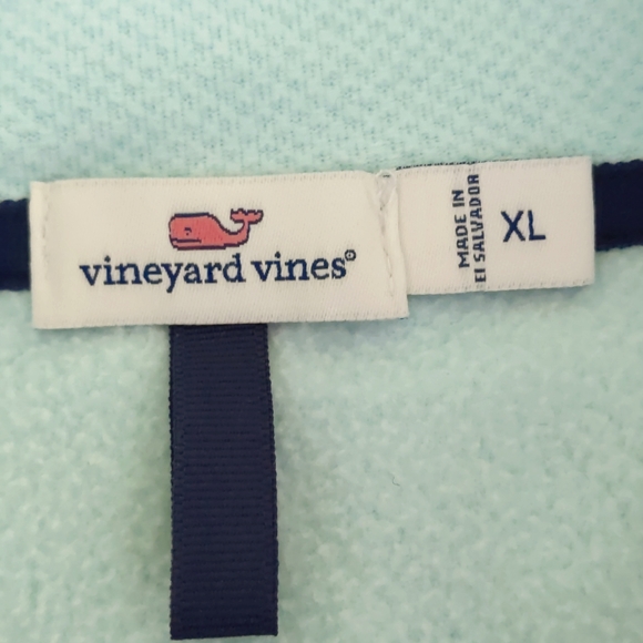 Girl's XL Vineyard Vines Shep Vest - Picture 3 of 4
